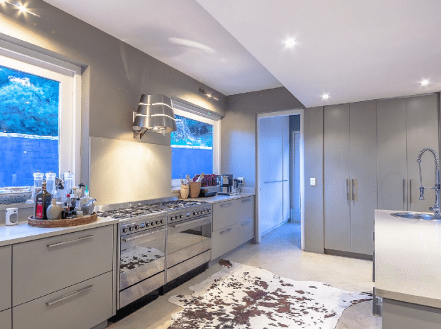 property_[object Object]_7