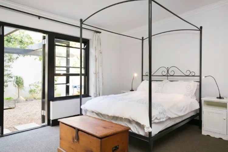 property_[object Object]_12