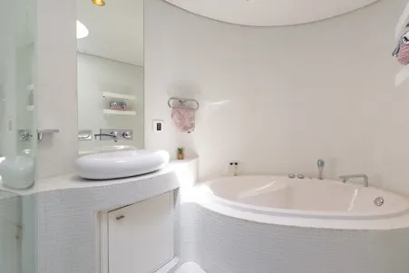 property_[object Object]_26