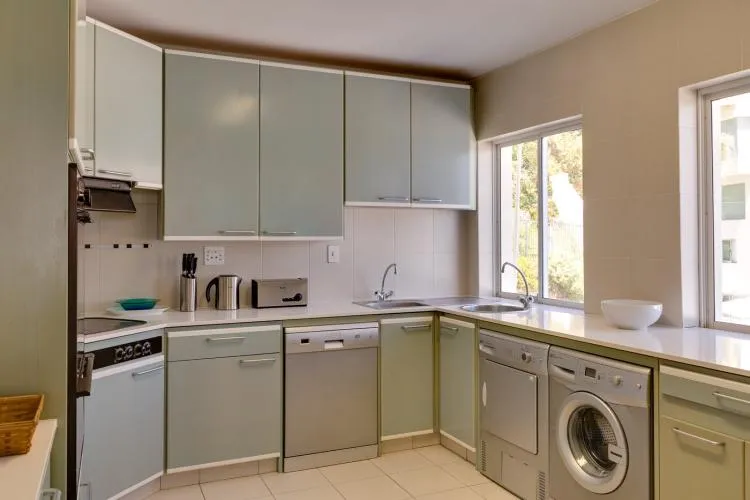 property_[object Object]_6