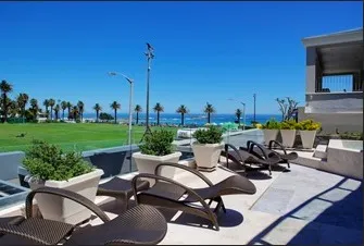 Meadway Green, Camps Bay