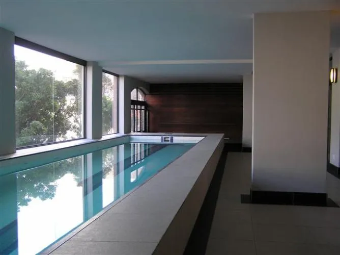 The Rockwell 104, De Waterkant