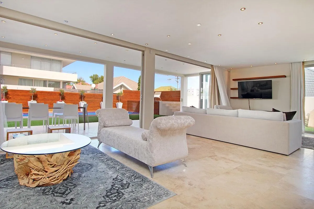 property_[object Object]_9