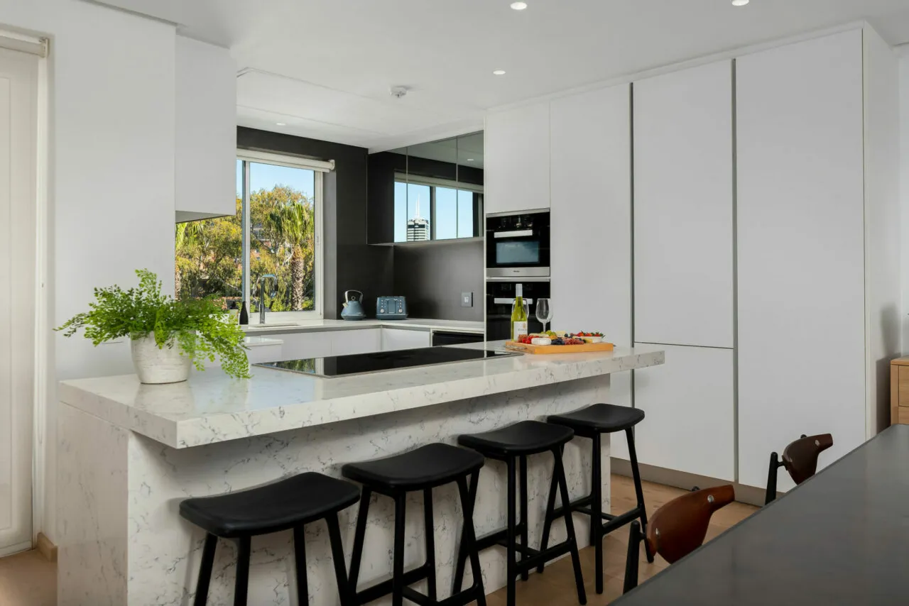 property_[object Object]_8