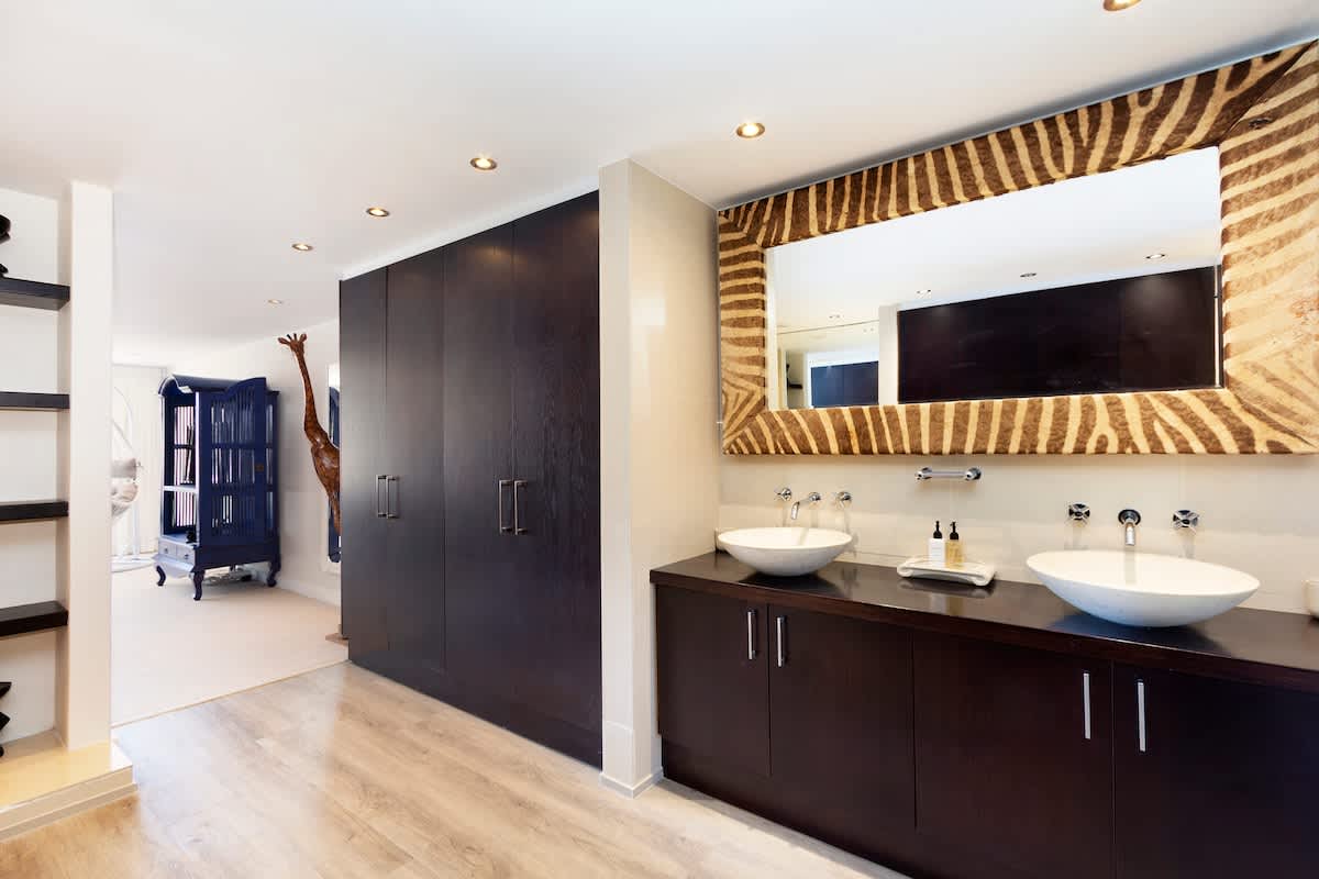 property_[object Object]_28