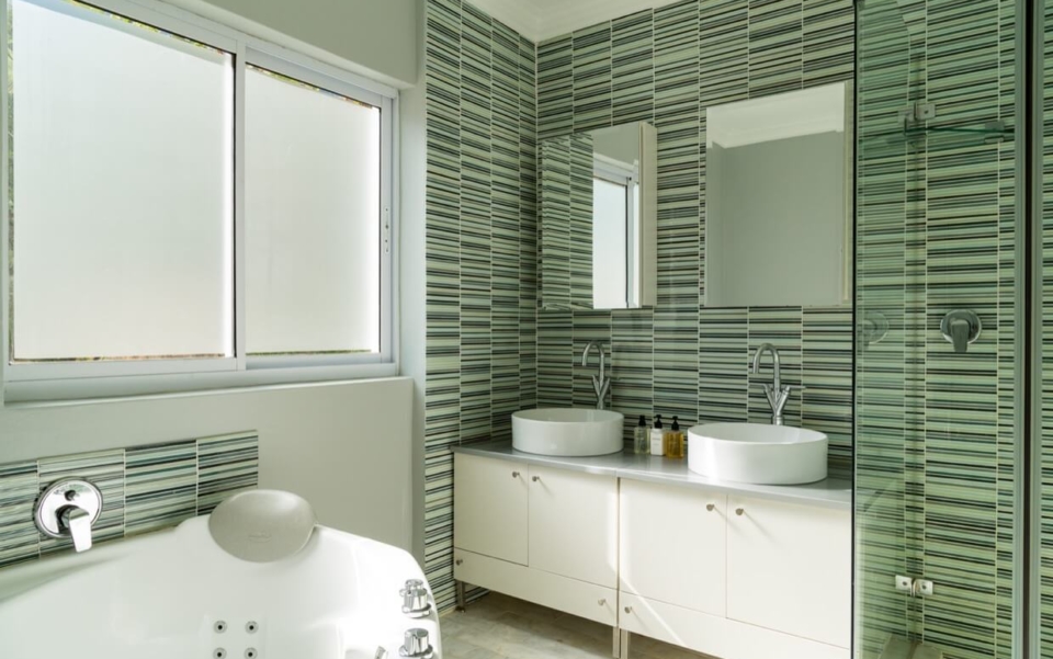 property_[object Object]_10