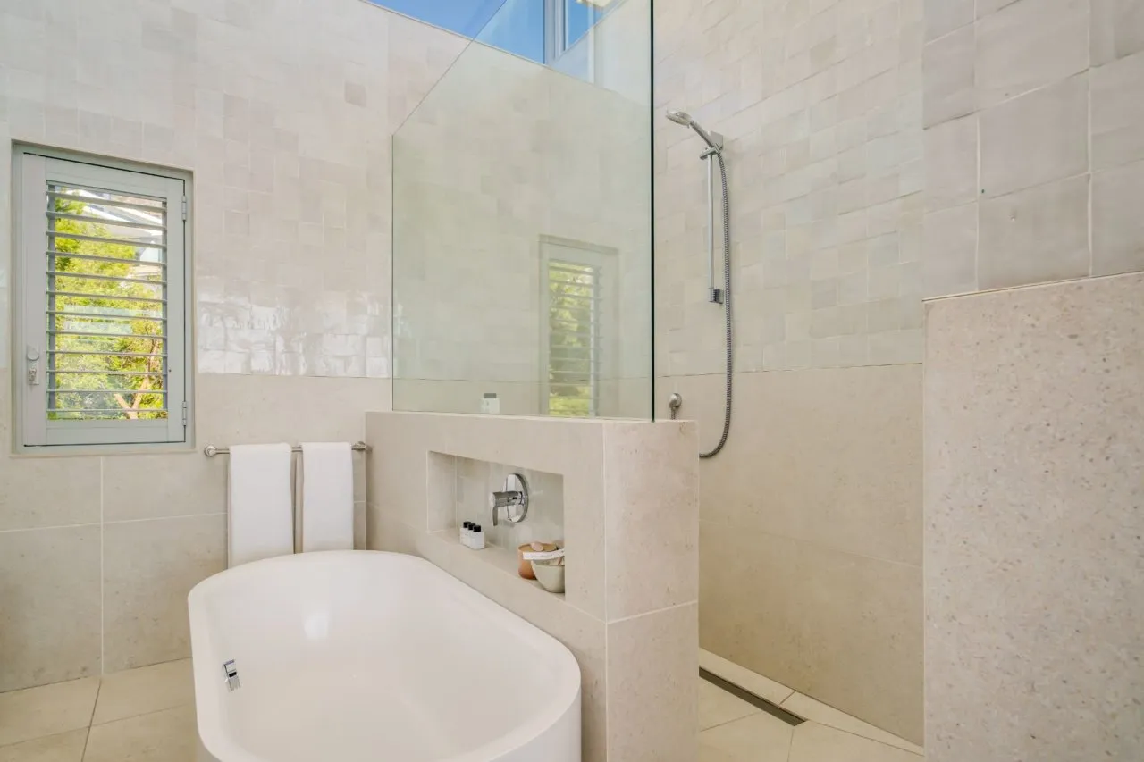 property_[object Object]_18