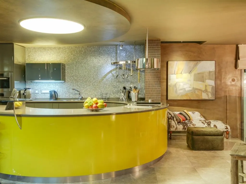 property_[object Object]_9