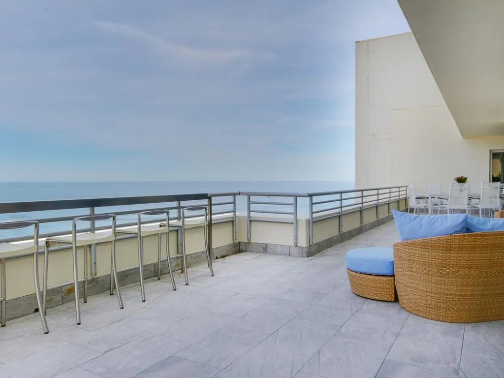 property_[object Object]_4