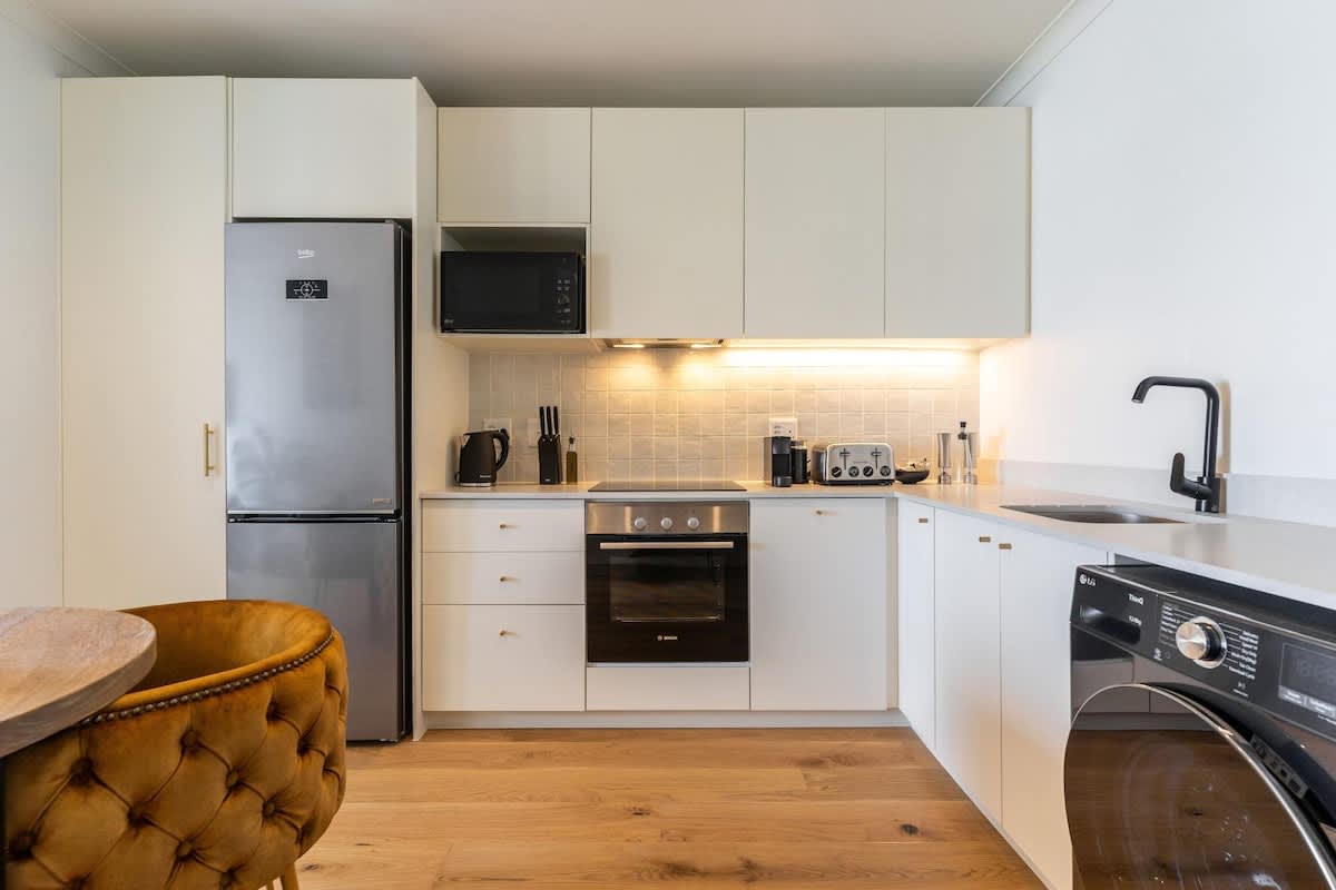 property_[object Object]_6