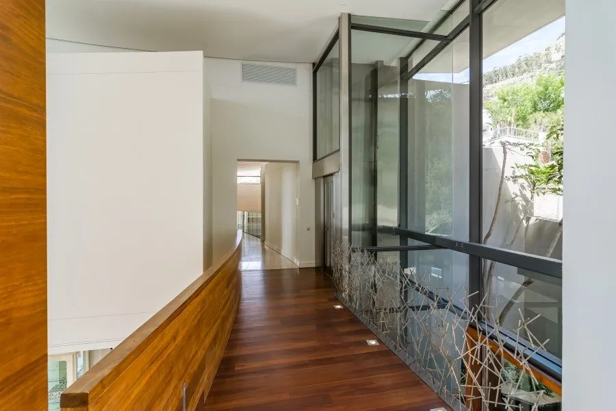 property_[object Object]_33