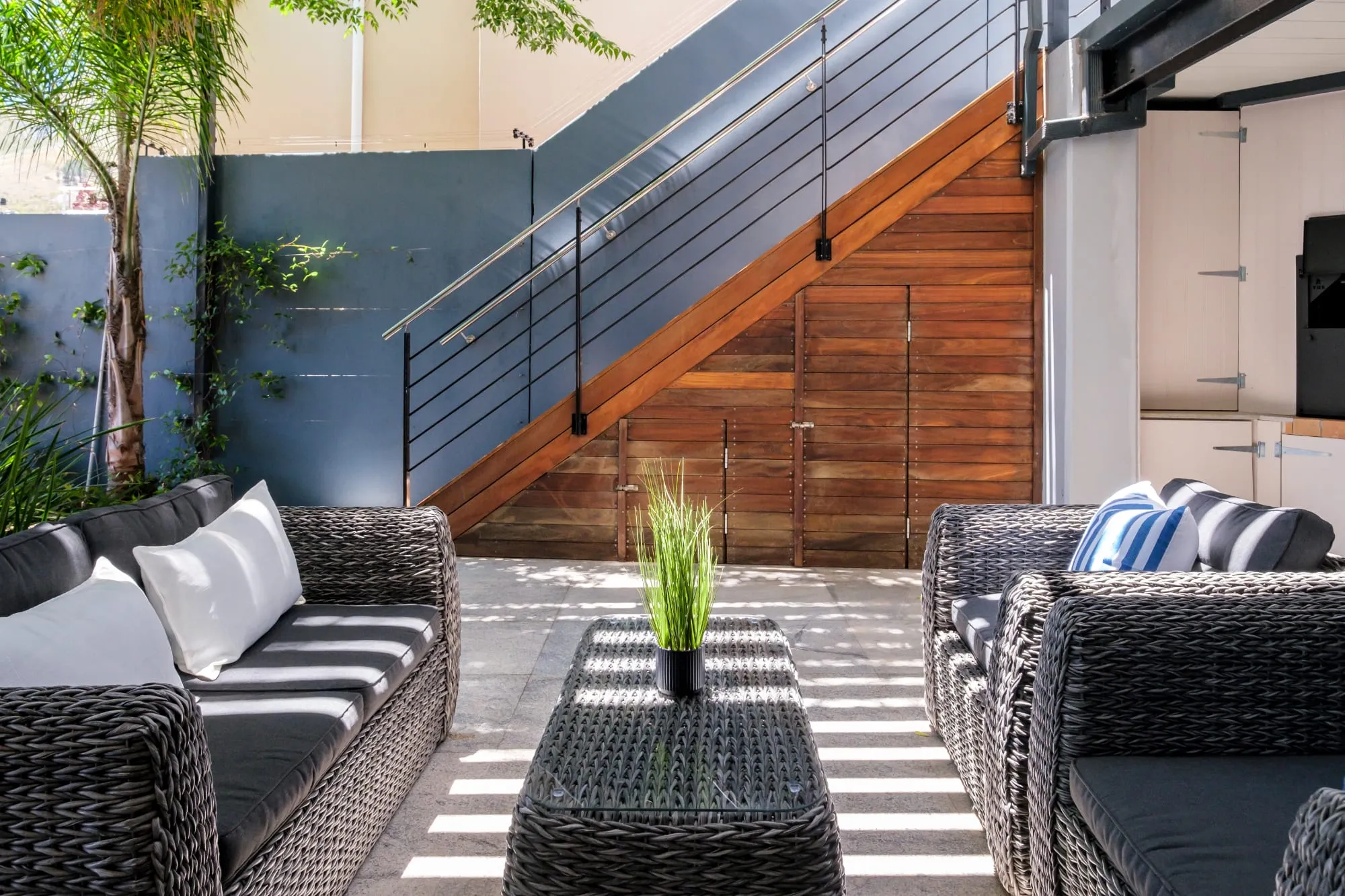 property_[object Object]_25