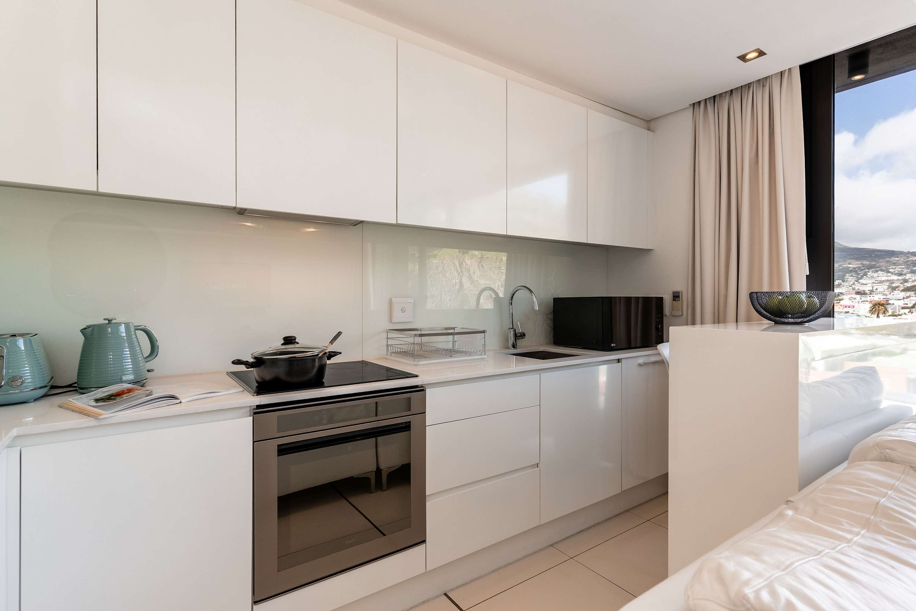 property_[object Object]_6