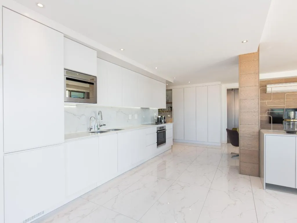 property_[object Object]_17