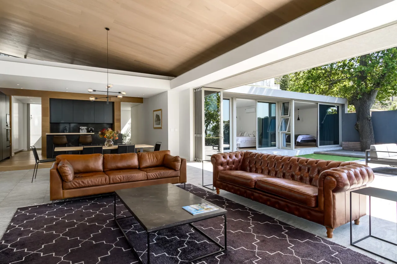 property_[object Object]_16