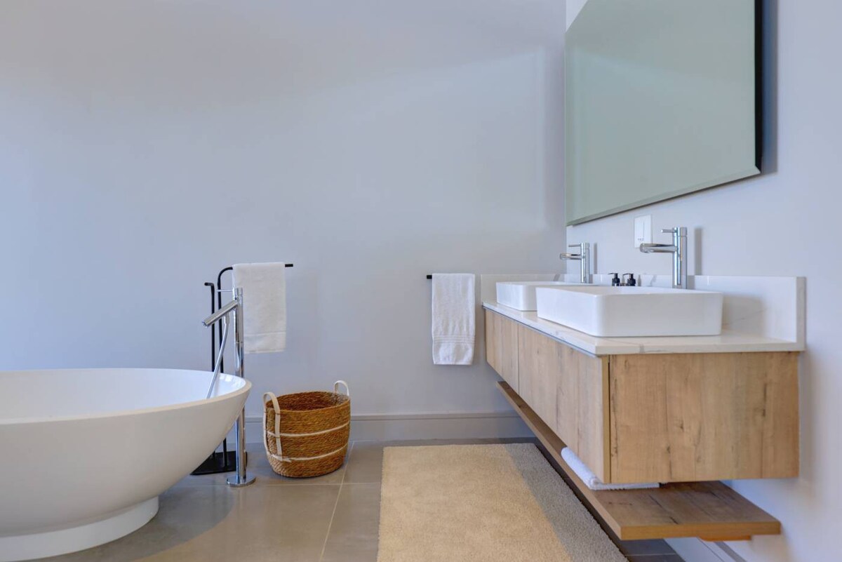 property_[object Object]_12