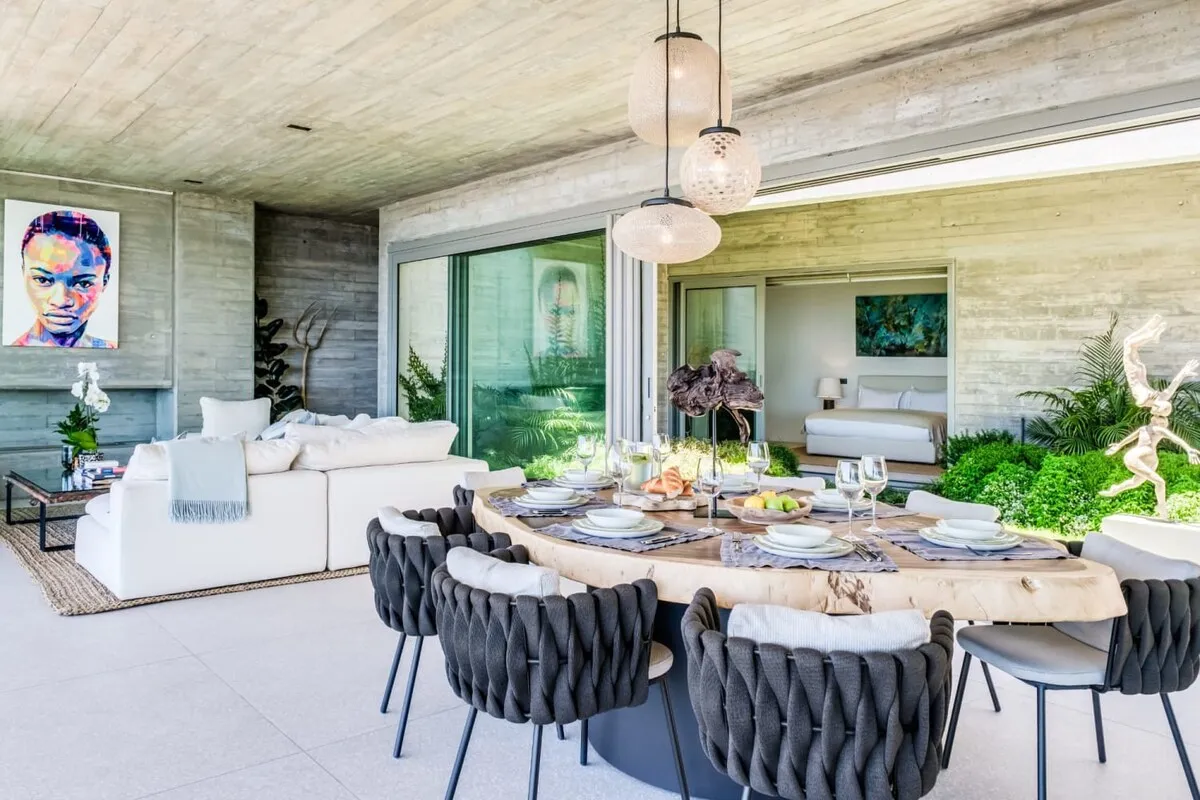 property_[object Object]_8