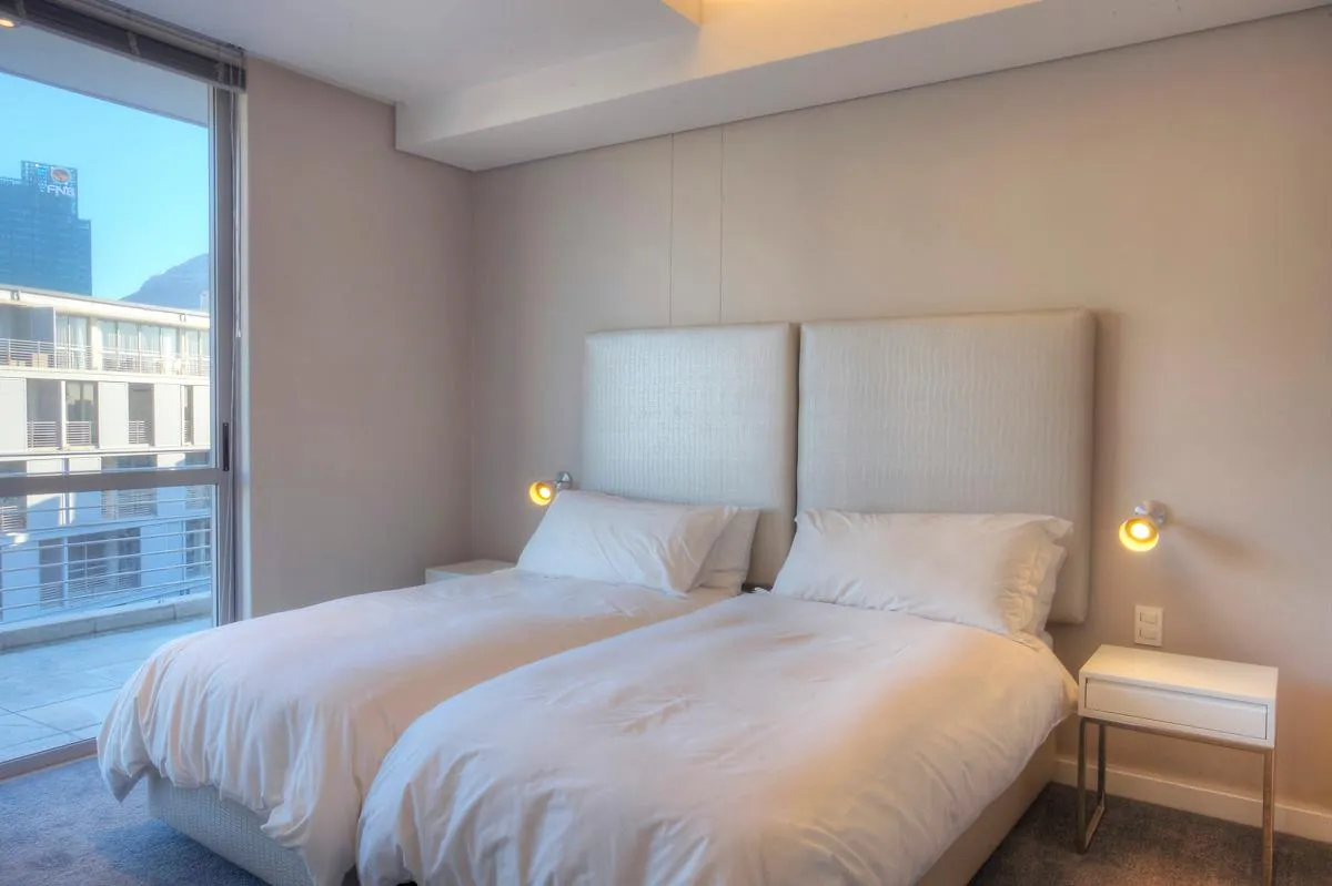 property_[object Object]_7