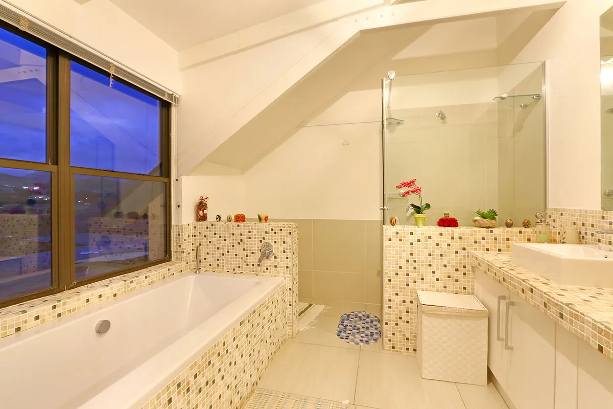 property_[object Object]_12