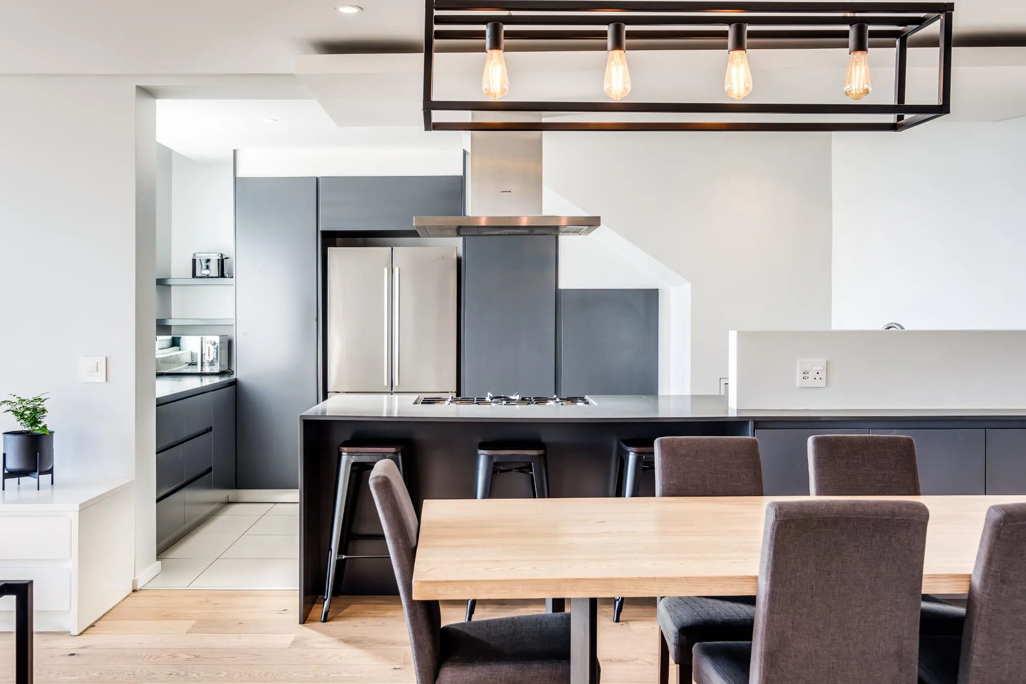 property_[object Object]_7