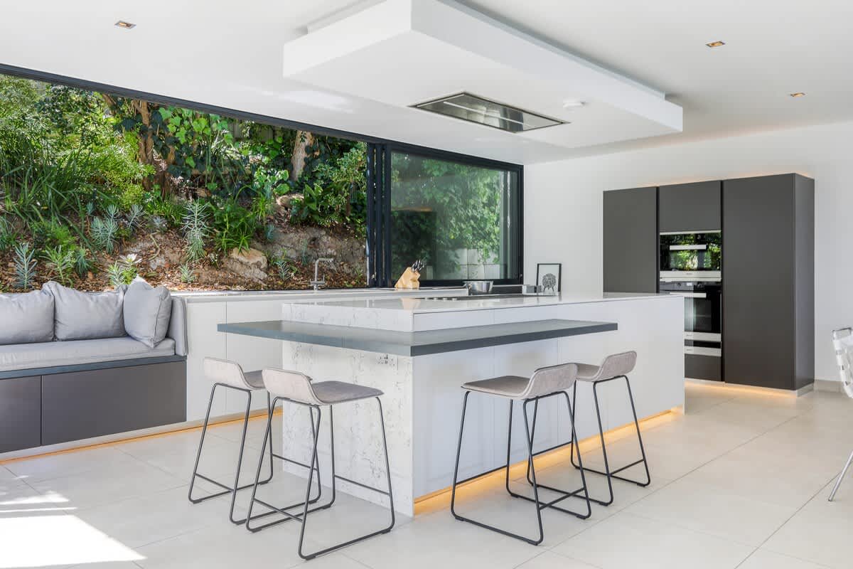 property_[object Object]_18