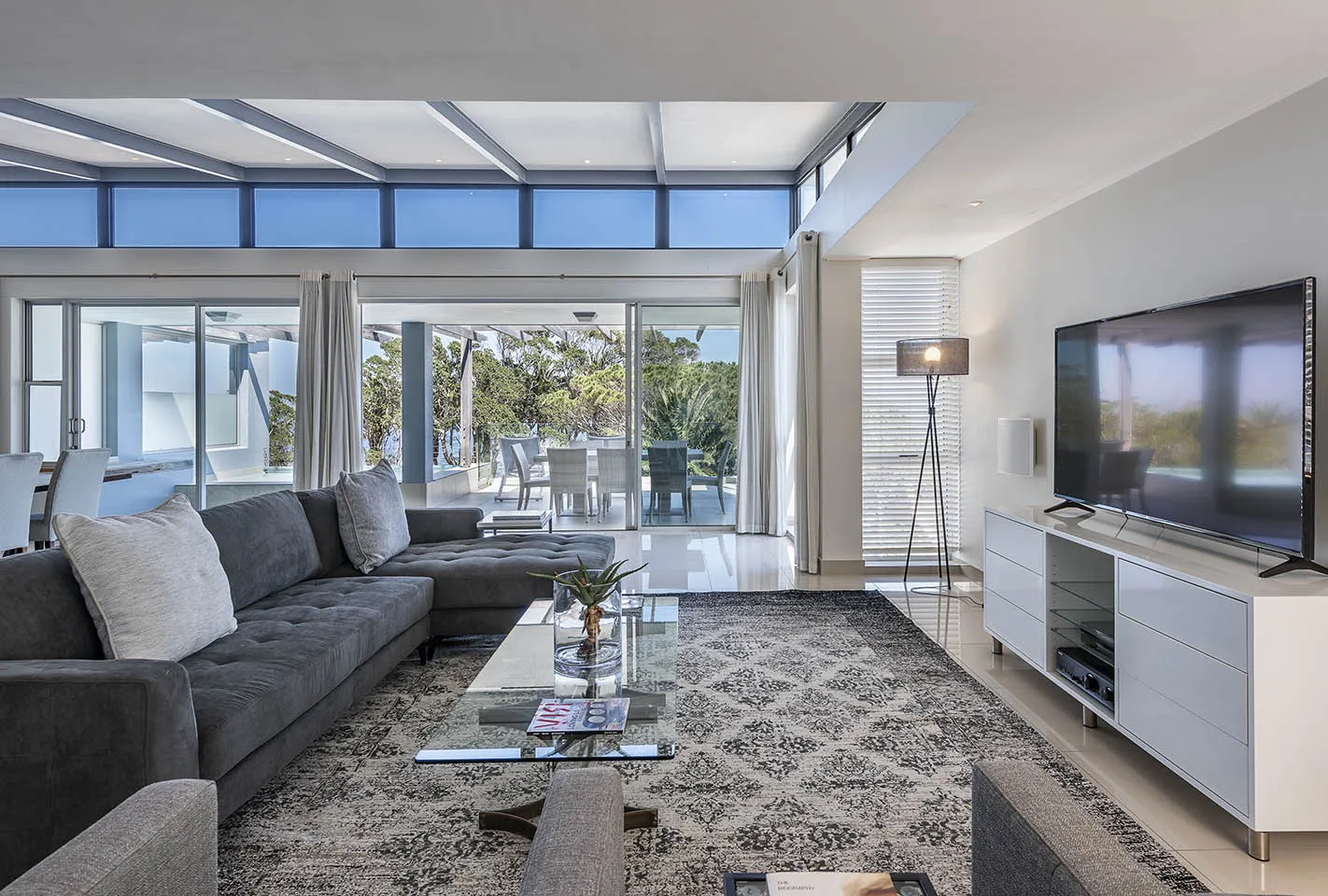 property_[object Object]_4