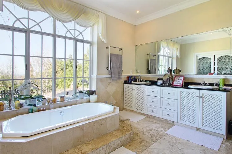 property_[object Object]_16