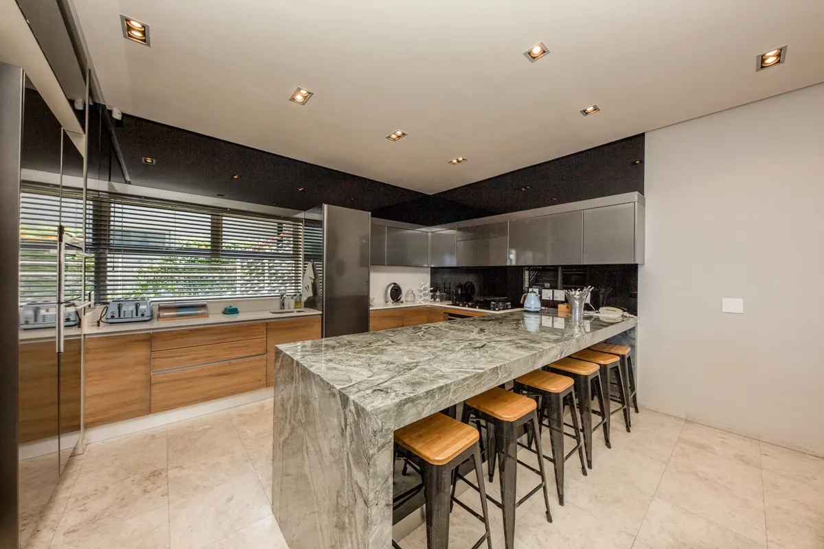 property_[object Object]_24