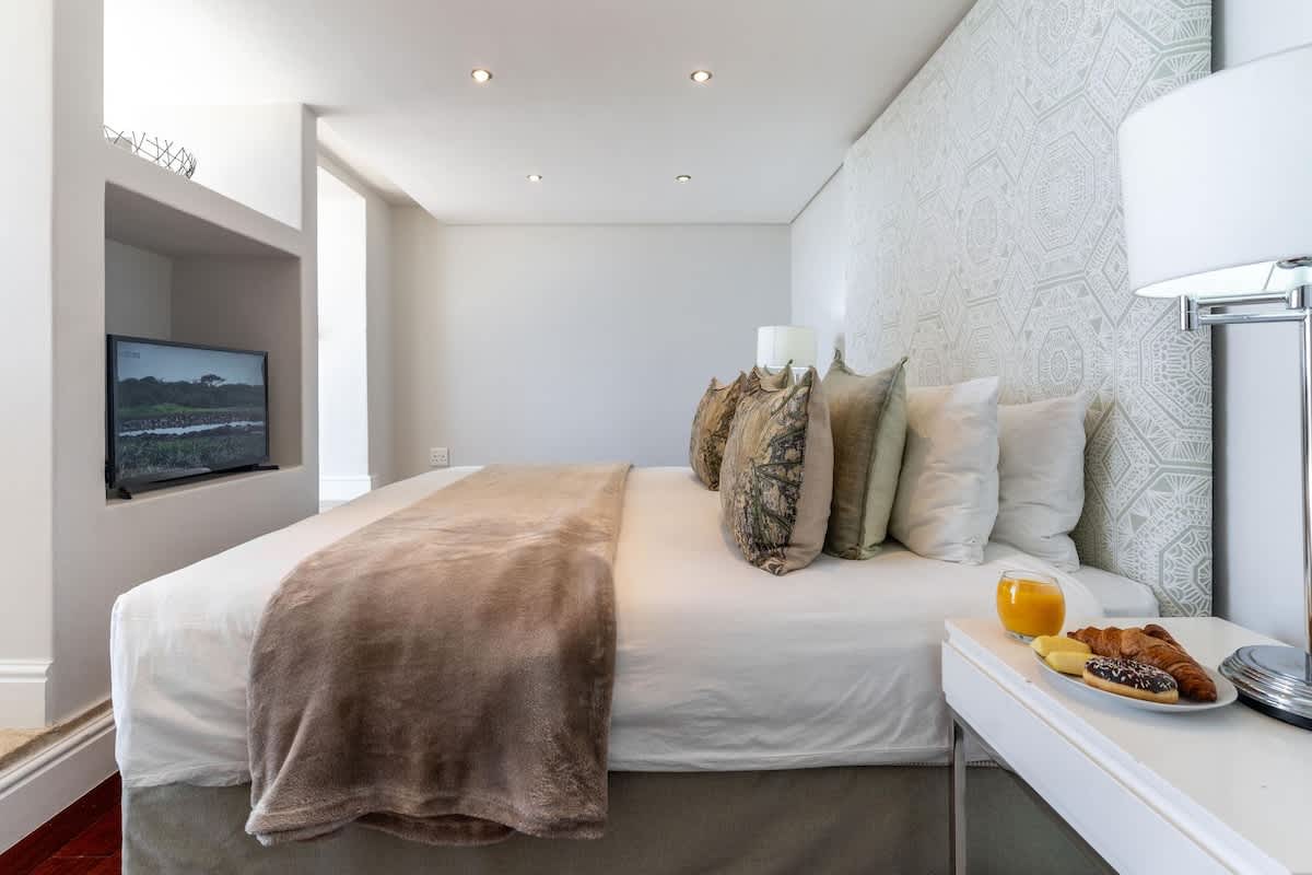 property_[object Object]_15