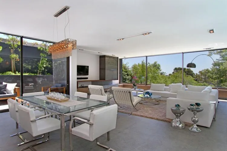 property_[object Object]_4