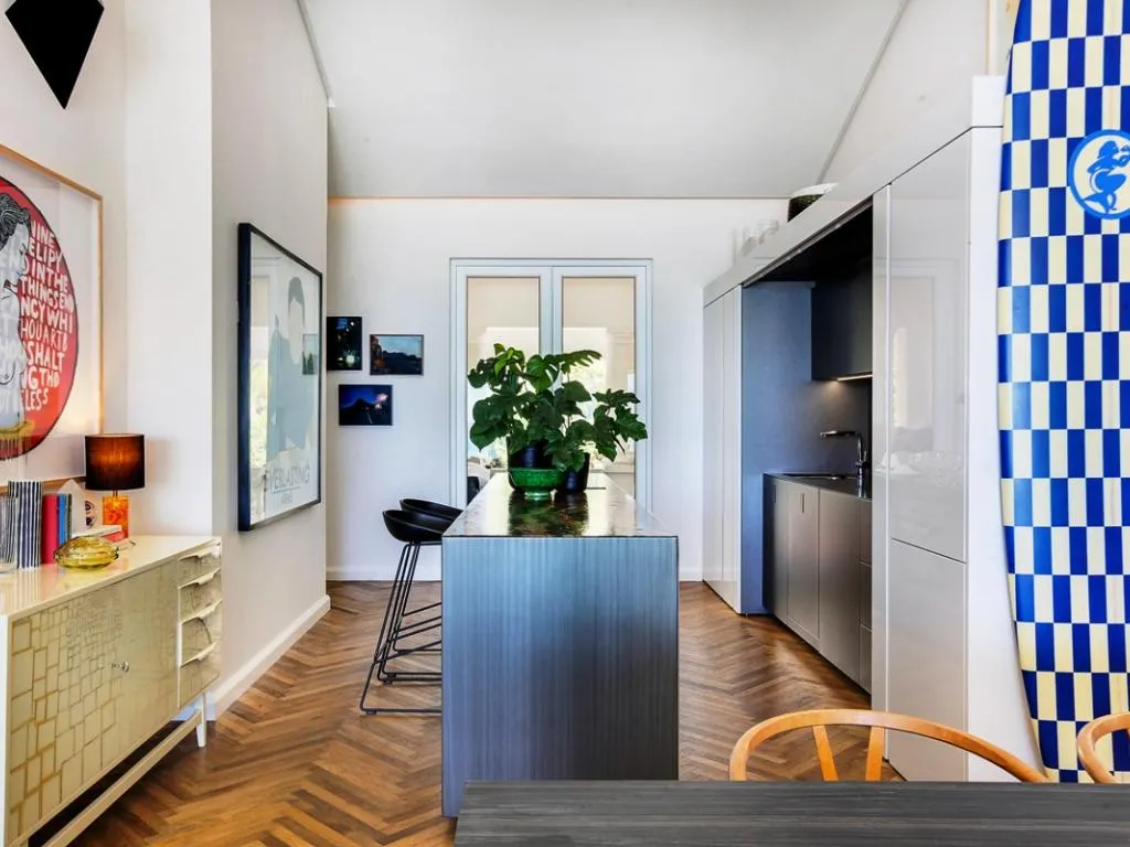 property_[object Object]_6