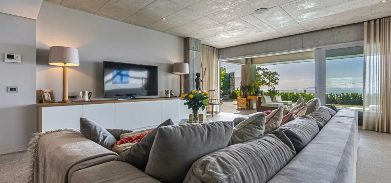 property_[object Object]_32