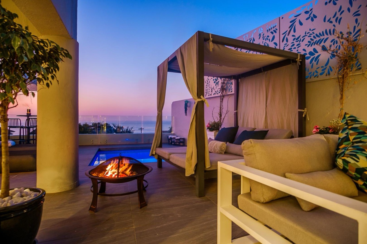 Bantry Nirvana, Bantry Bay