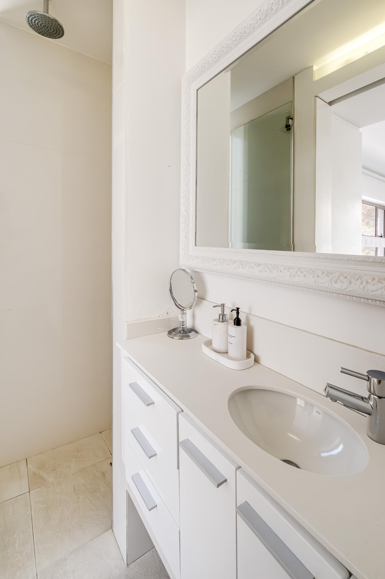 property_[object Object]_44