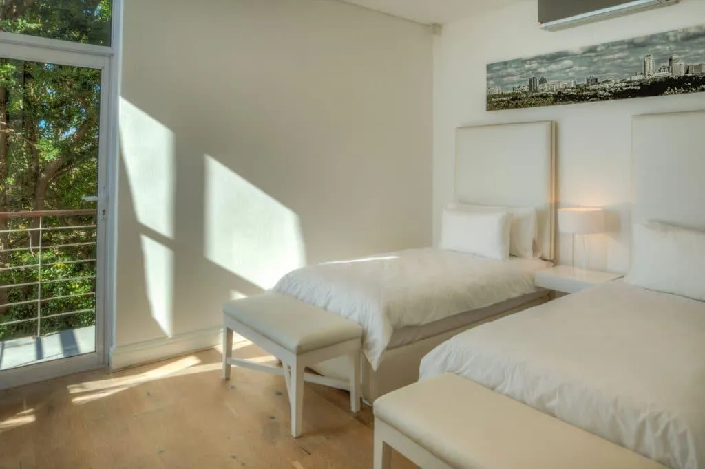 property_[object Object]_24