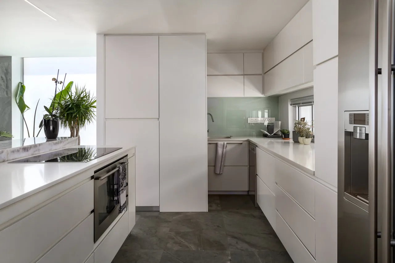 property_[object Object]_44