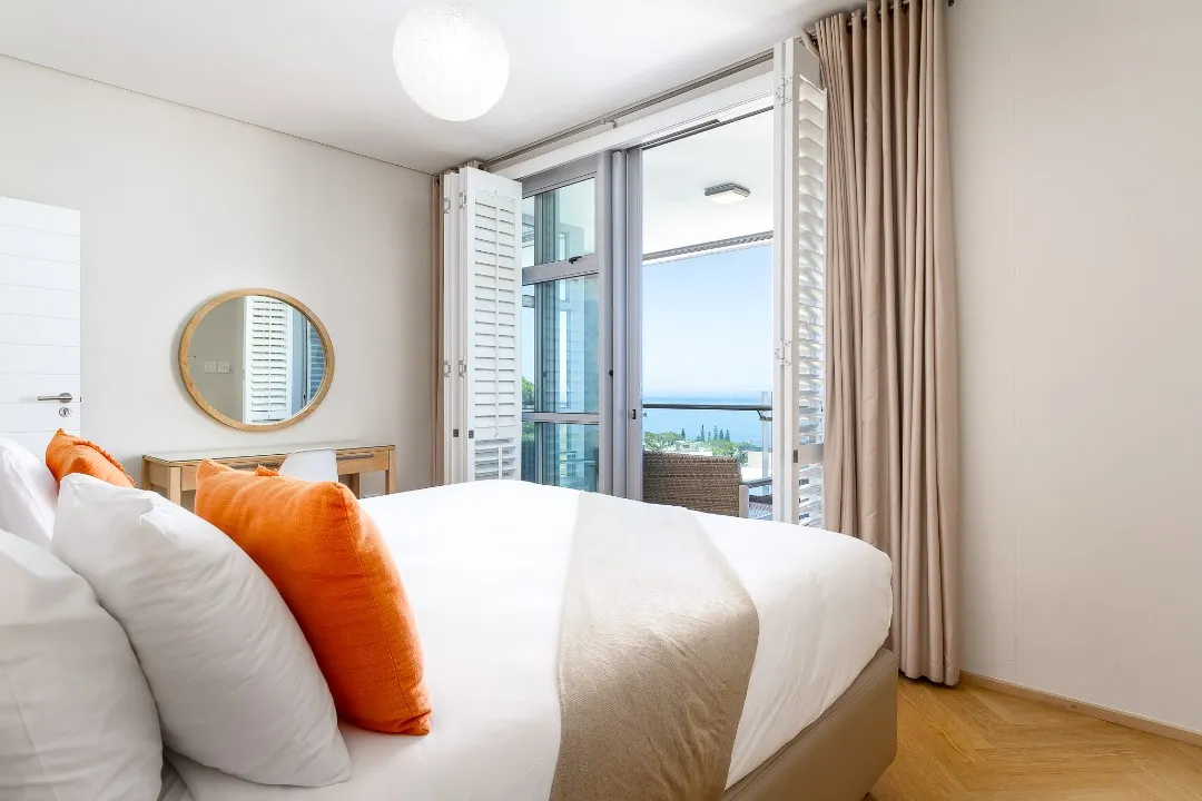 property_[object Object]_24