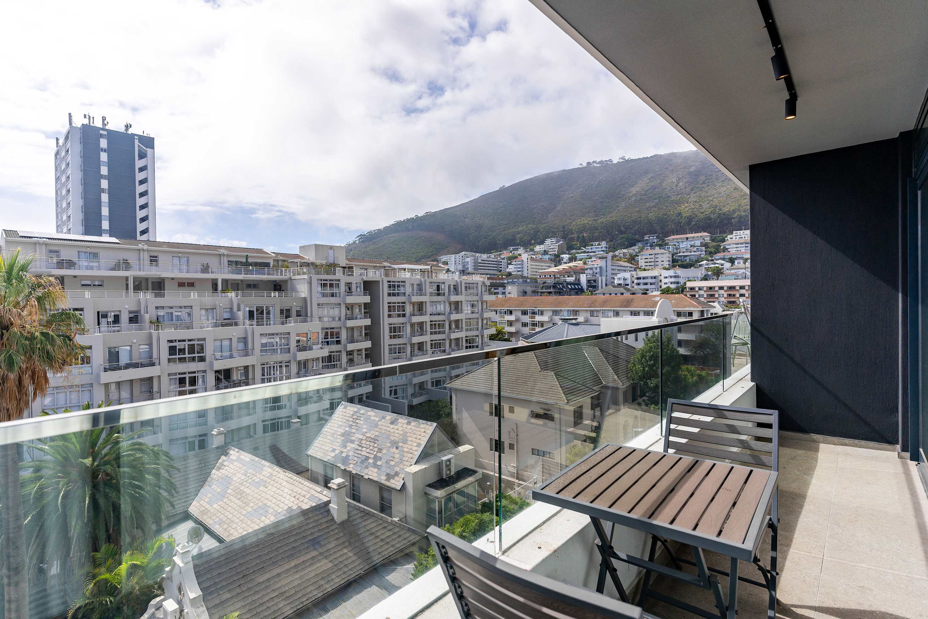 property_[object Object]_12