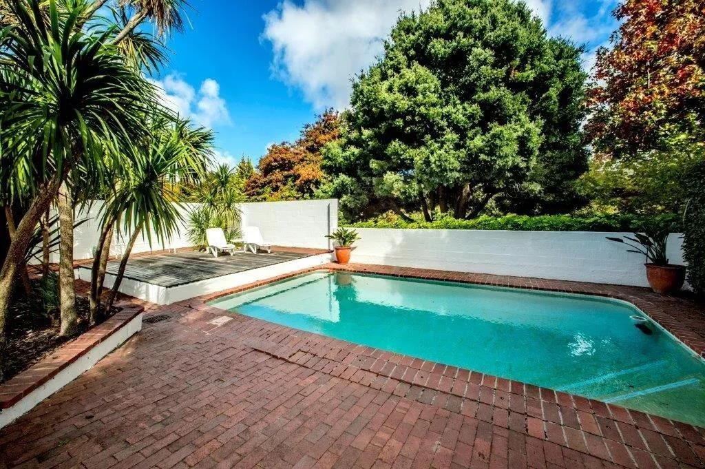 property_[object Object]_10