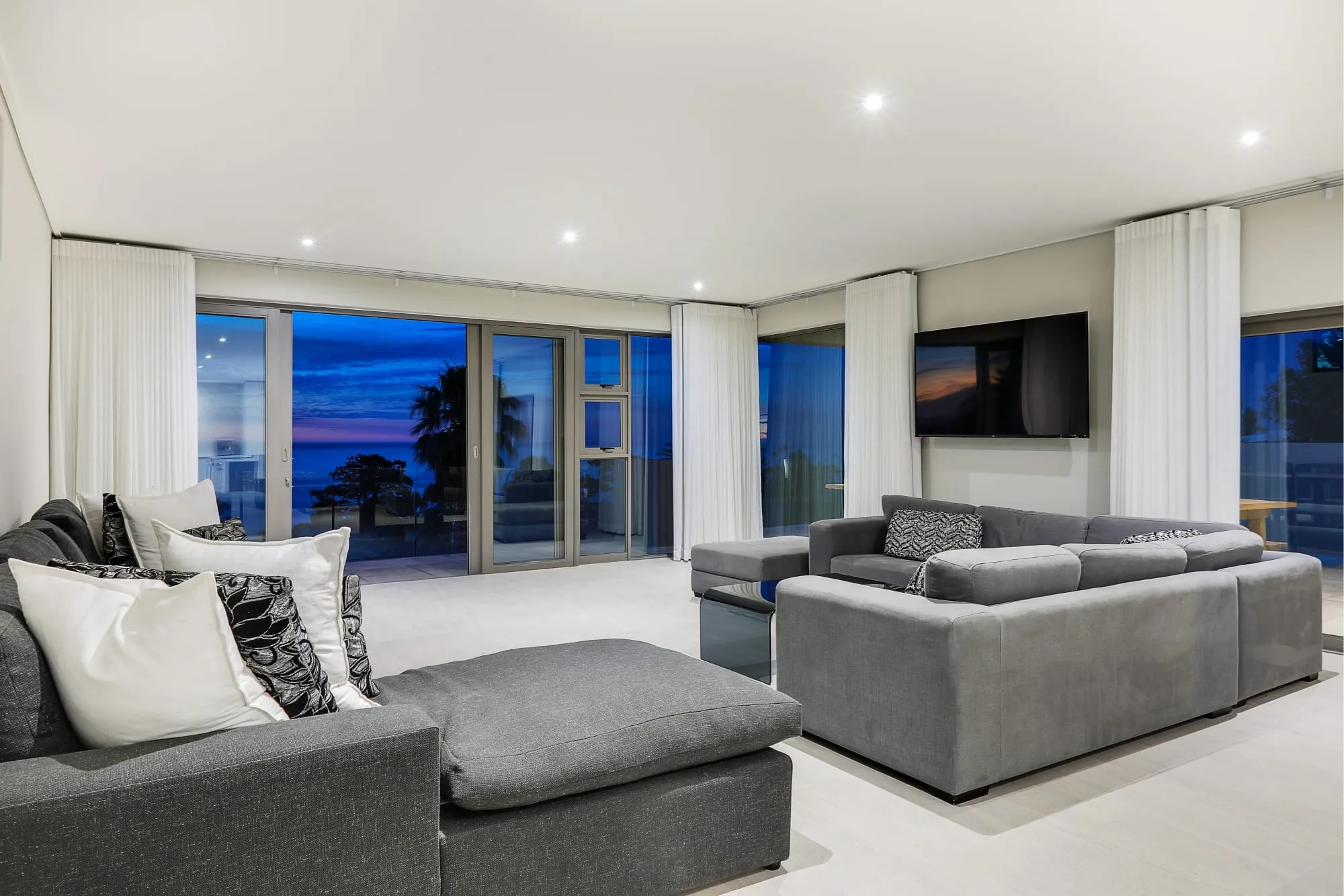 property_[object Object]_4