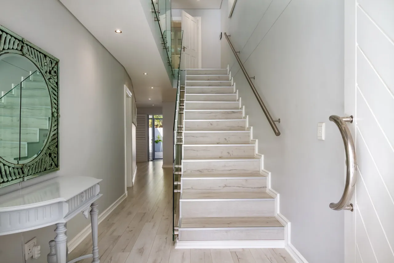 property_[object Object]_6