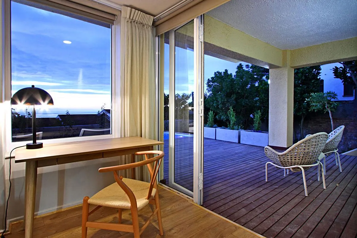 property_[object Object]_12