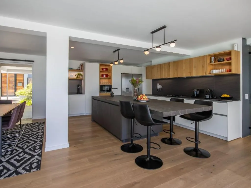 property_[object Object]_27