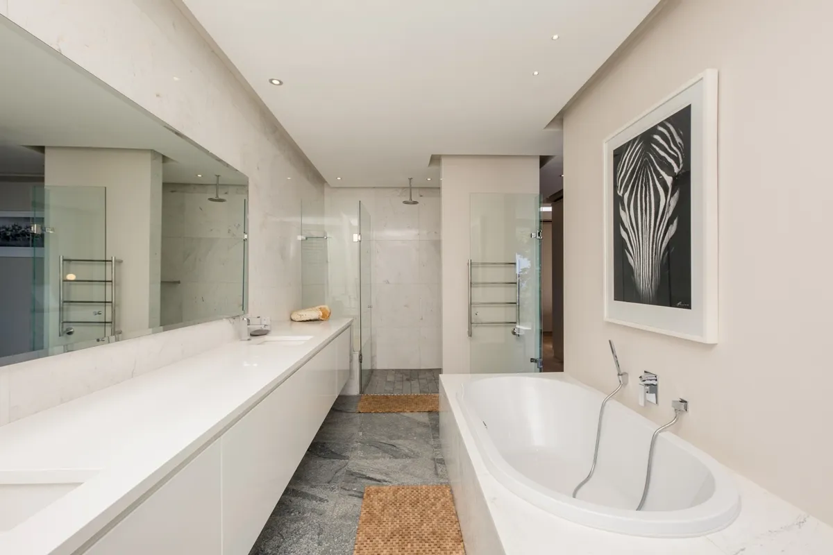 property_[object Object]_24