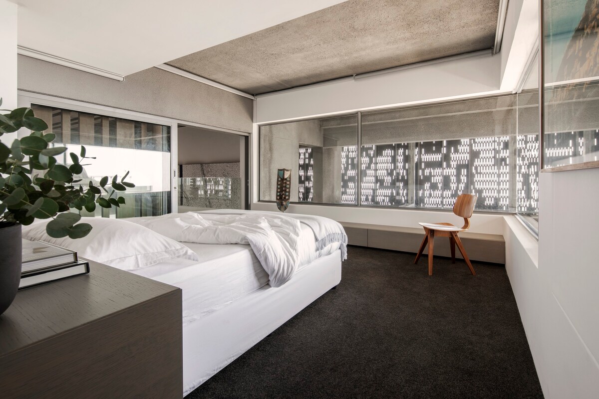 property_[object Object]_16