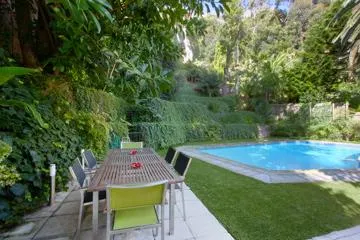 property_[object Object]_9