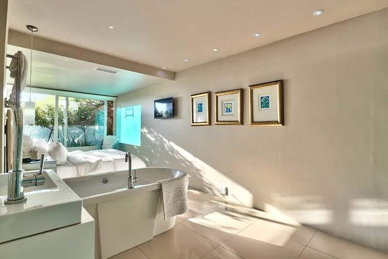 property_[object Object]_15