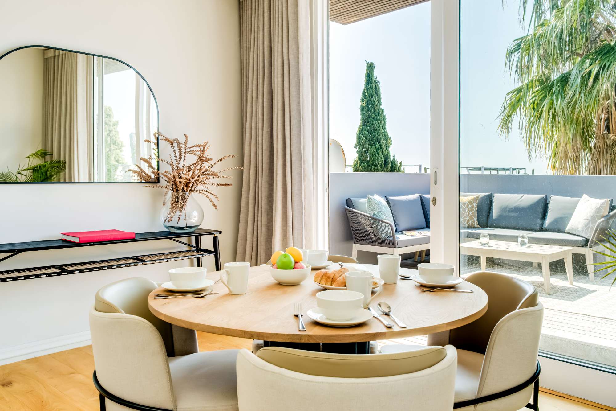 property_[object Object]_12