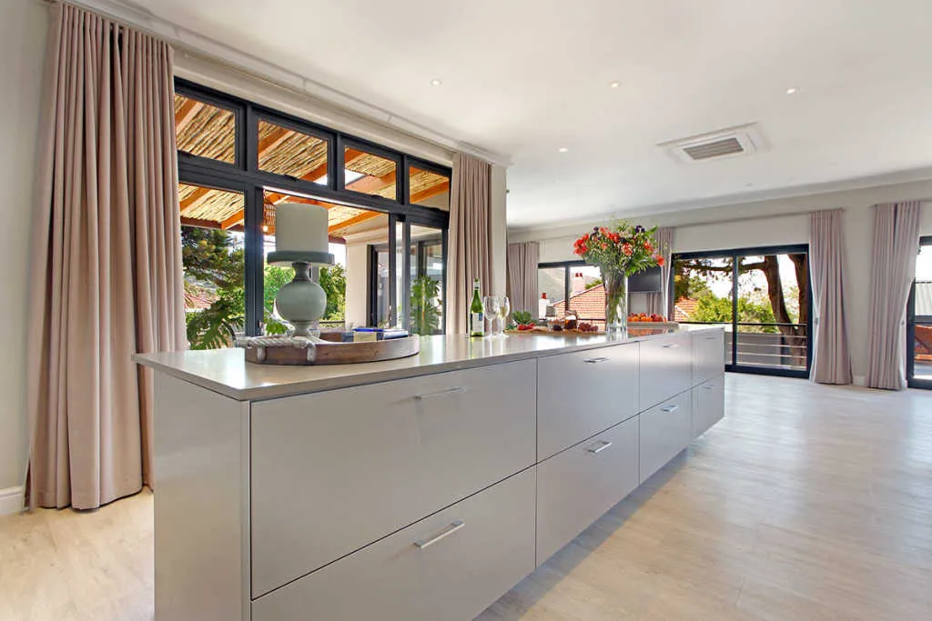 property_[object Object]_6