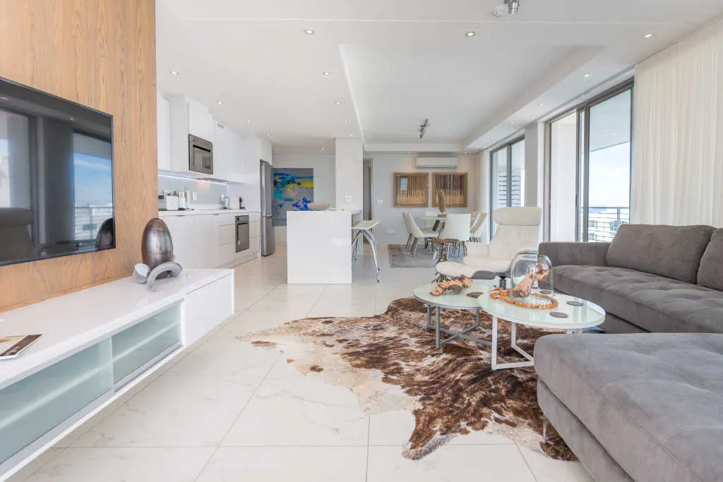 property_[object Object]_7